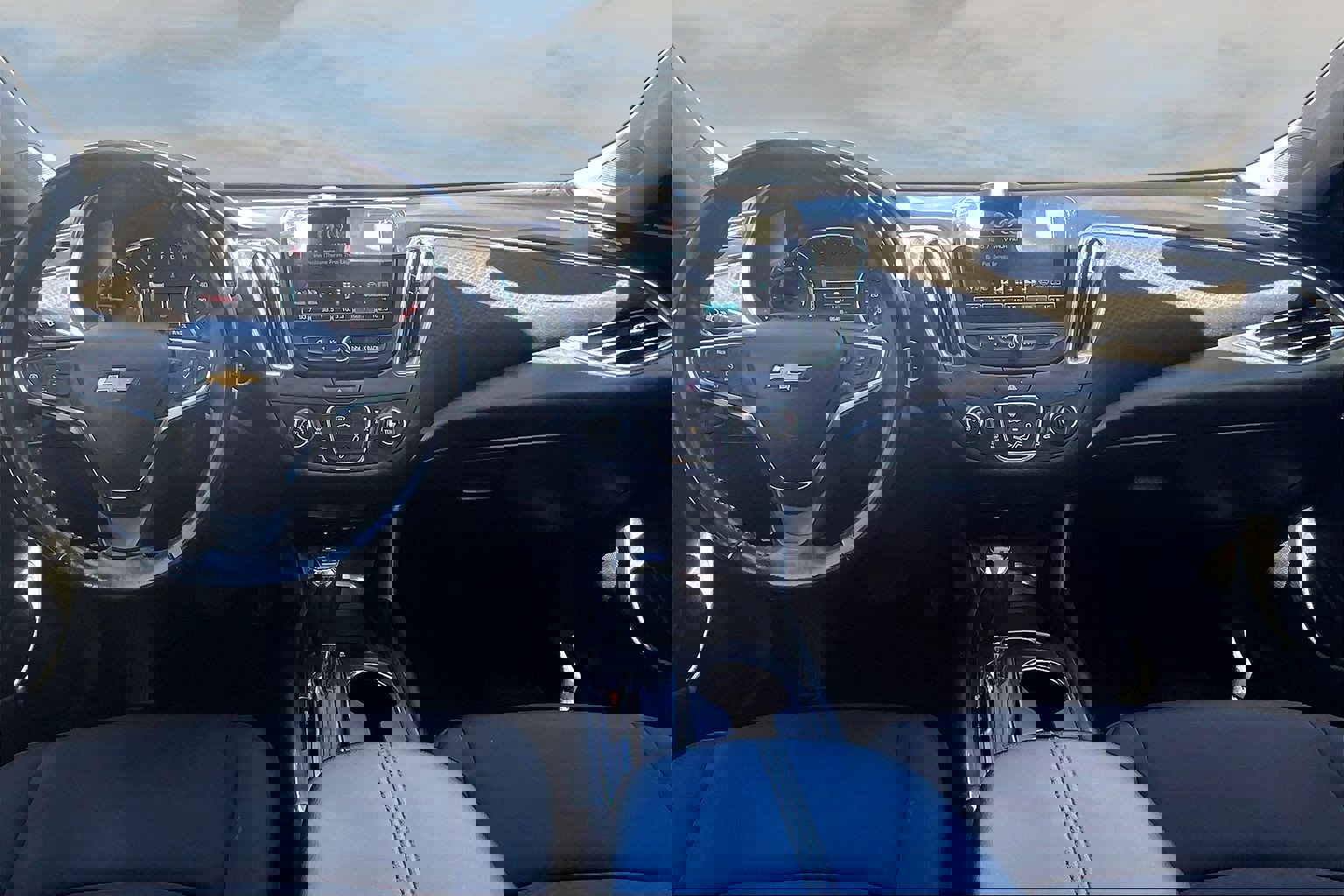 Used 2018 Chevrolet Malibu LT FWD image 7