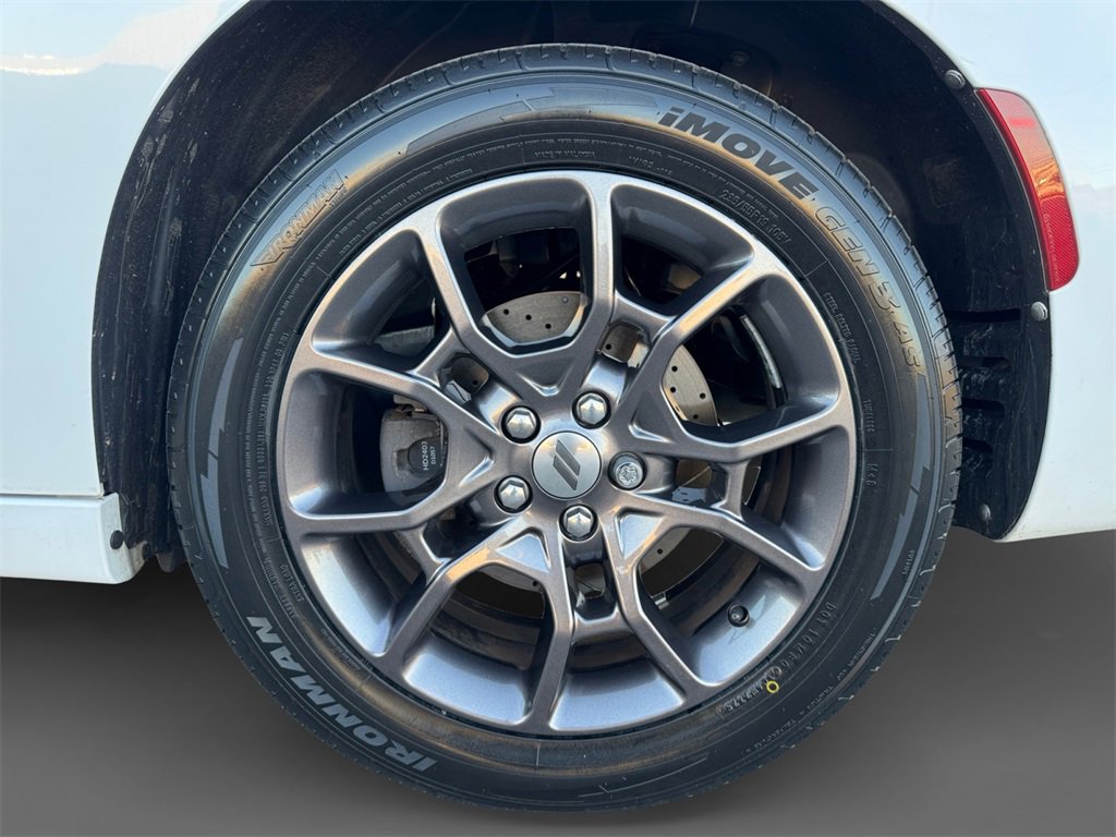 Used 2018 Dodge Charger GT w/ Blacktop Package image 11