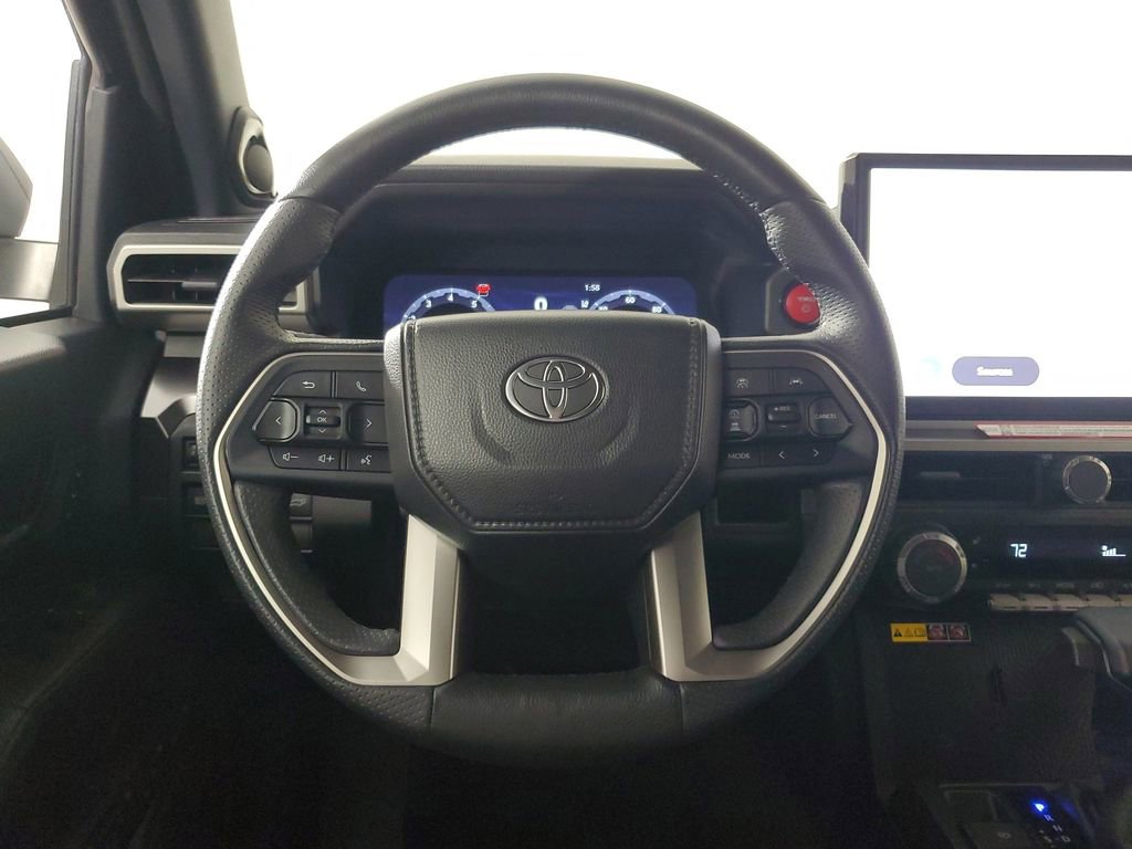 Used 2025 Toyota 4Runner TRD Off-Road Premium image 16