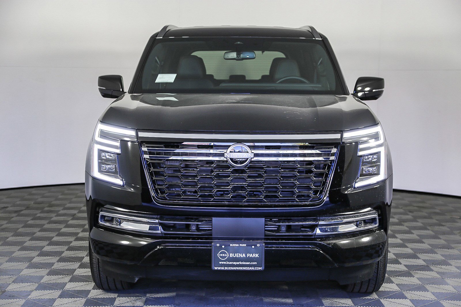 New 2025 Nissan Armada SL w/ Captain's Chari Seat Package image 8