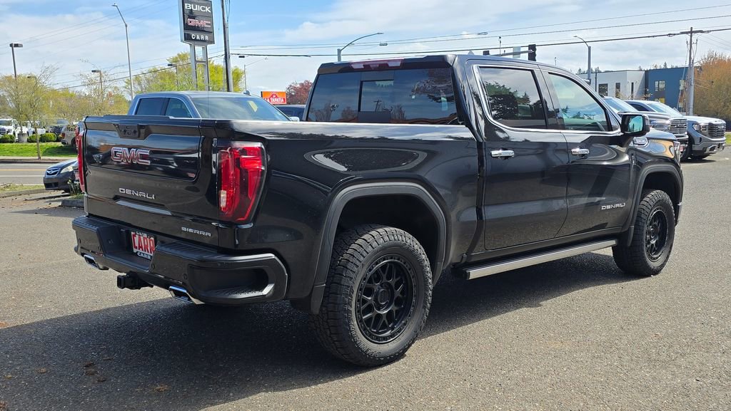Used 2025 GMC Sierra 1500 Denali w/ Denali Reserve Package AWD/4WD image 3