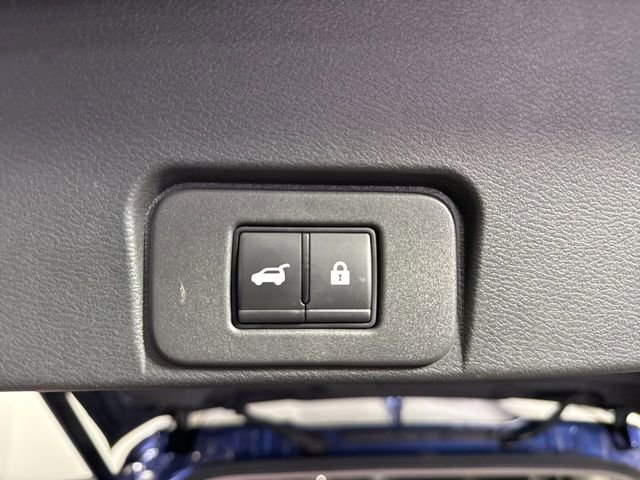 Used 2023 Nissan Rogue Platinum w/ Platinum Premium Package image 22