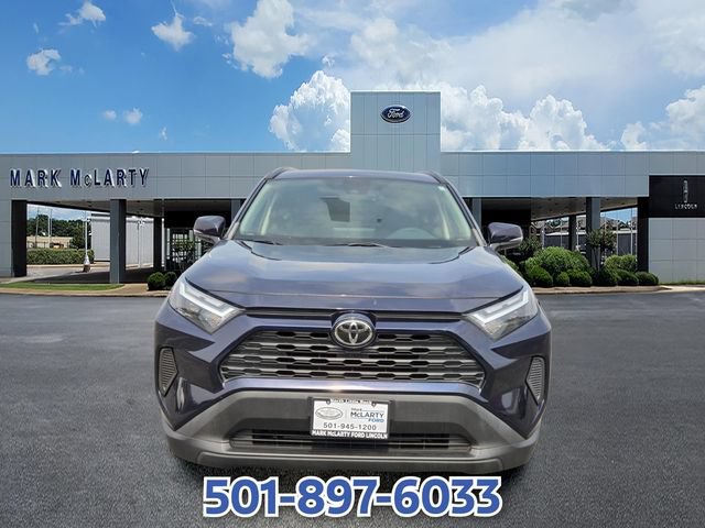 Used 2022 Toyota RAV4 XLE AWD/4WD image 8