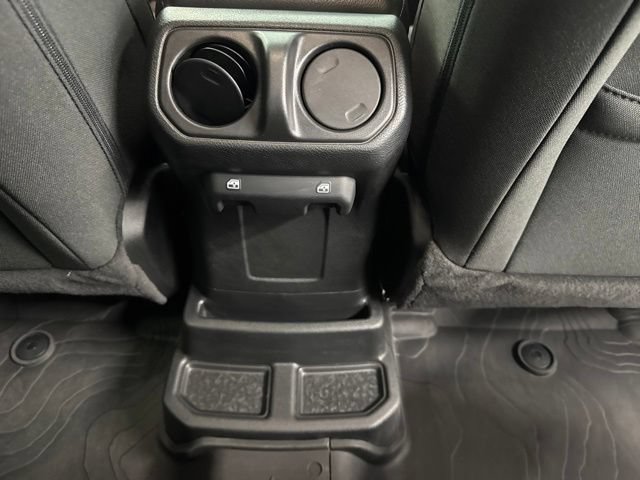 Used 2023 Jeep Wrangler Unlimited w/ Cold Weather Group AWD/4WD image 29