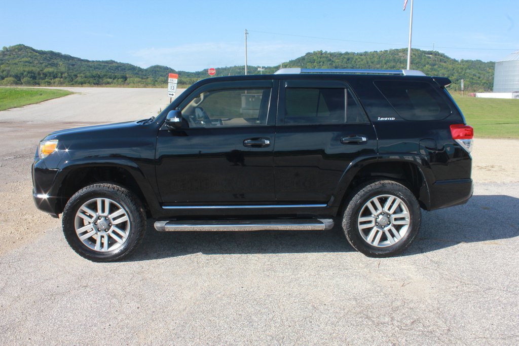 Used 2010 Toyota 4Runner Limited RWD image 8