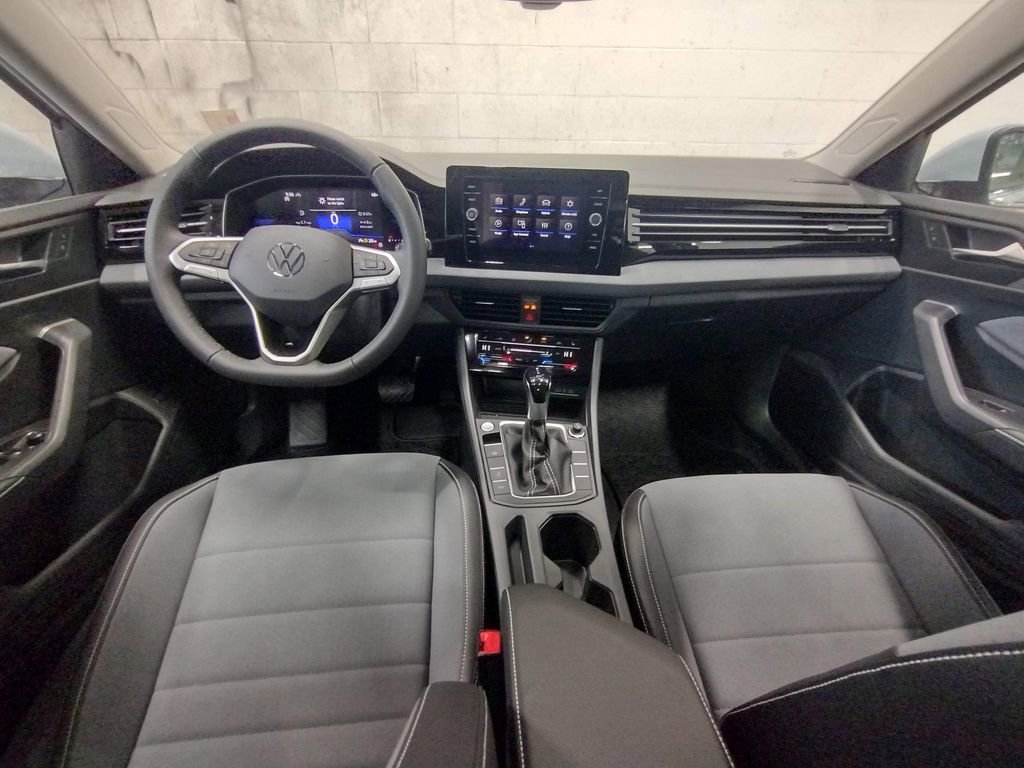 New 2026 Volkswagen Jetta SE FWD image 33
