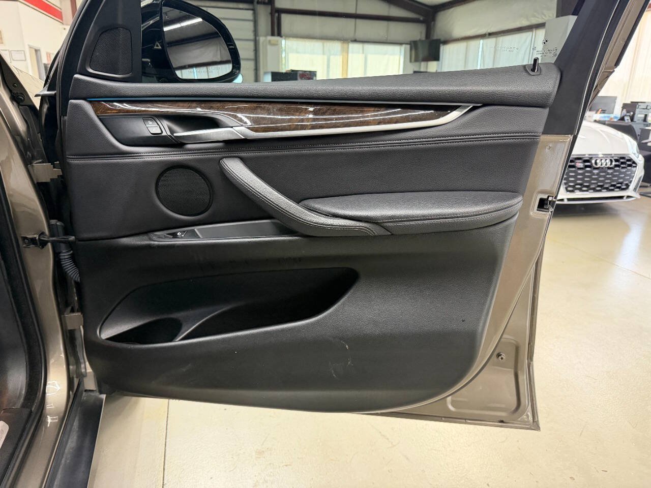 Used 2018 BMW X5 xDrive35i AWD/4WD image 16