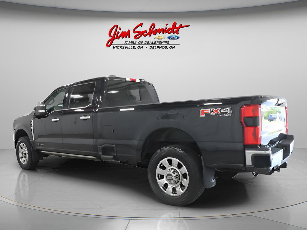 Used 2024 Ford F350 Lariat w/ Lariat Ultimate Package AWD/4WD image 4