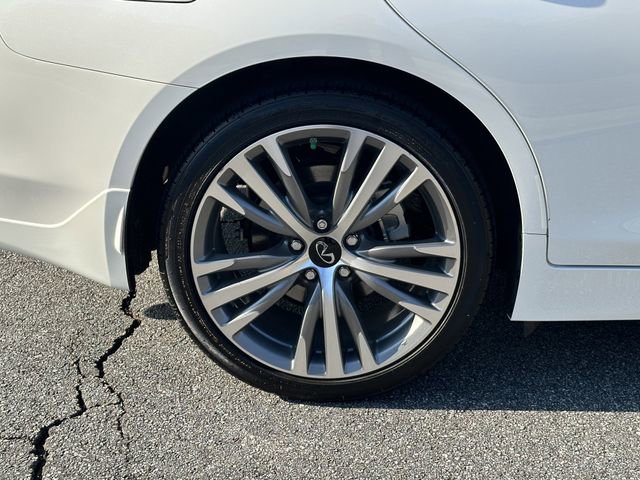 Used 2024 INFINITI Q50 Sensory image 18