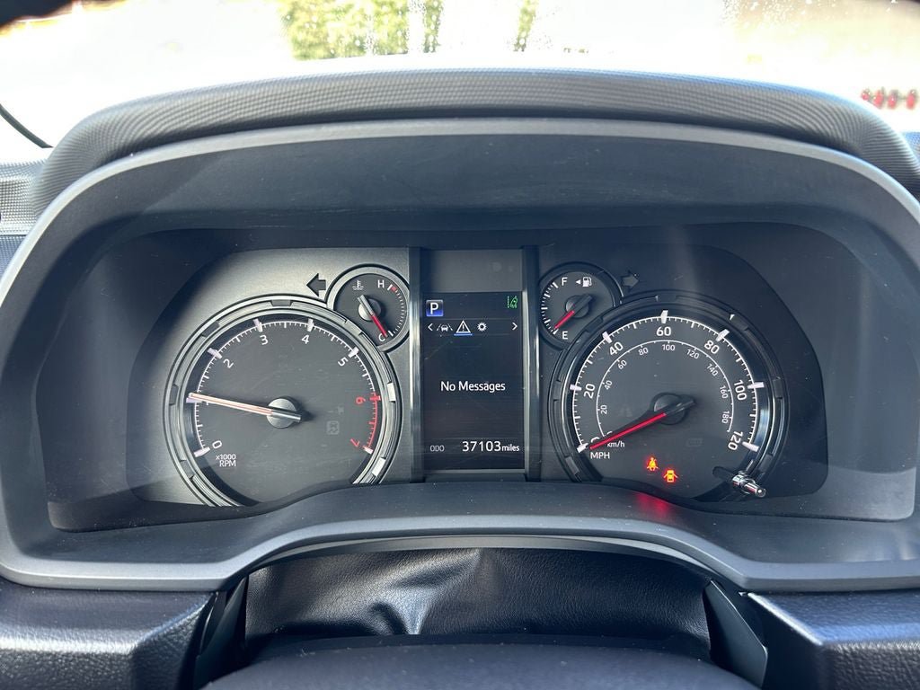 Used 2023 Toyota 4Runner 40th Anniversary SE AWD/4WD image 16