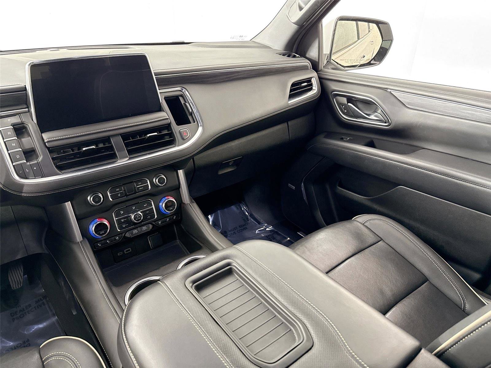 Used 2024 GMC Yukon XL SLT image 30