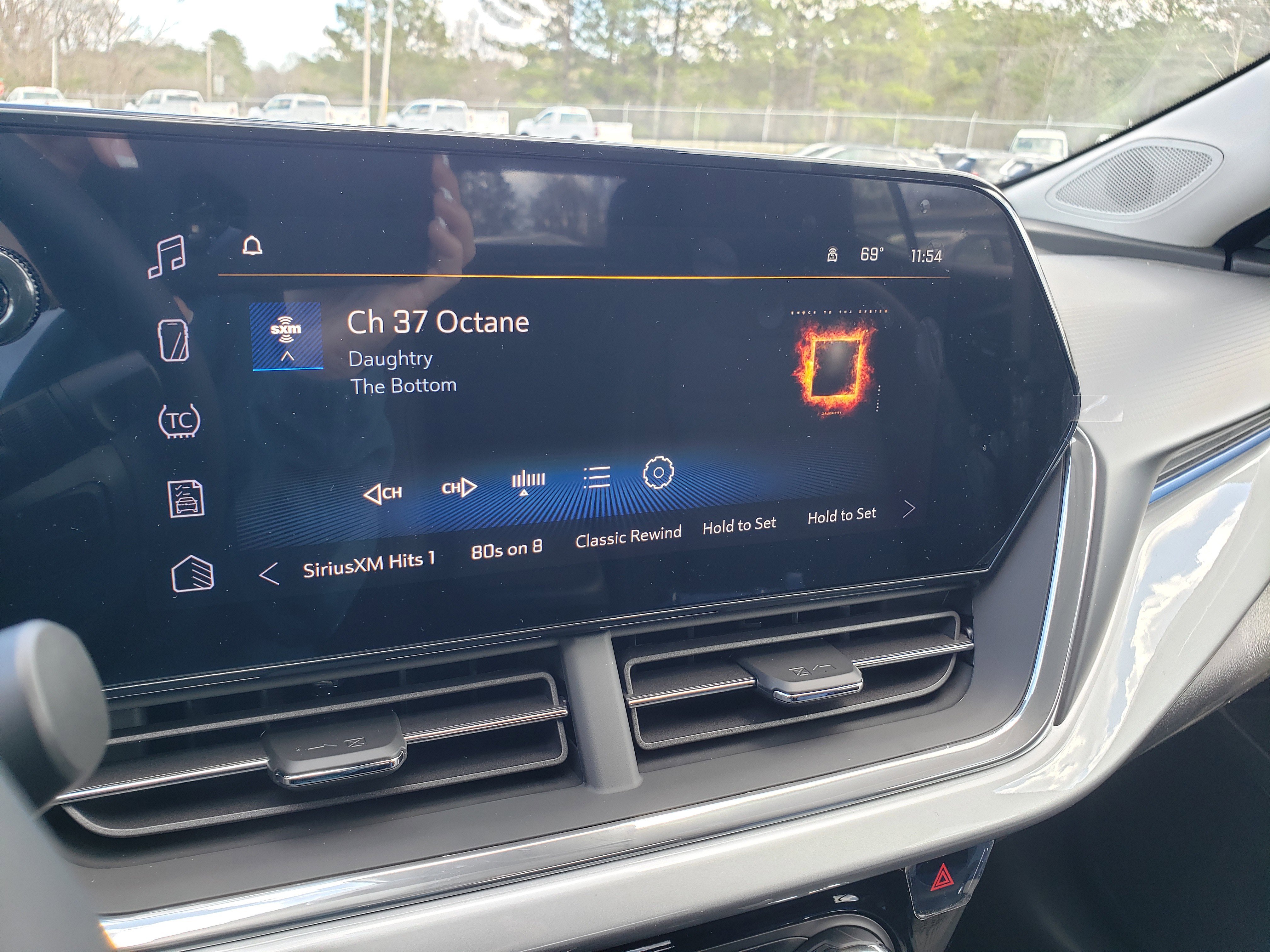 New 2026 Chevrolet Trax LT image 22