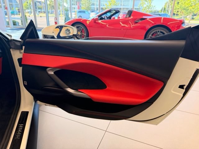 Used 2025 Ferrari 296 GTS RWD image 22