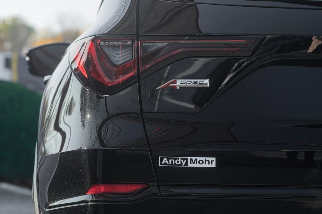 Used 2023 Acura MDX A-Spec image 12
