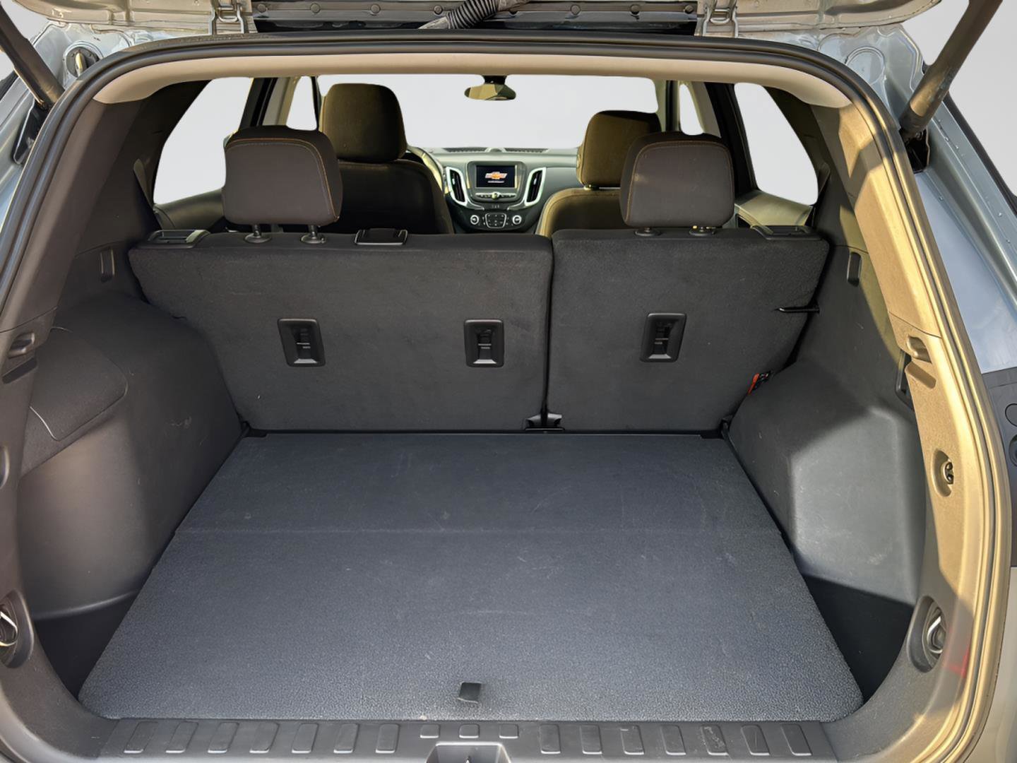 Used 2024 Chevrolet Equinox LT image 20