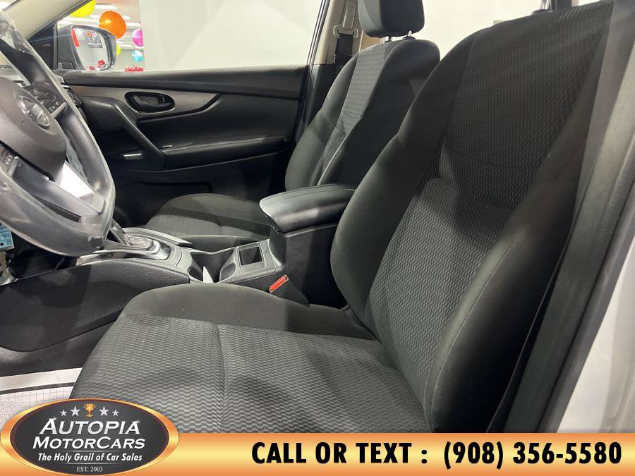 Used 2021 Nissan Rogue Sport S FWD image 12