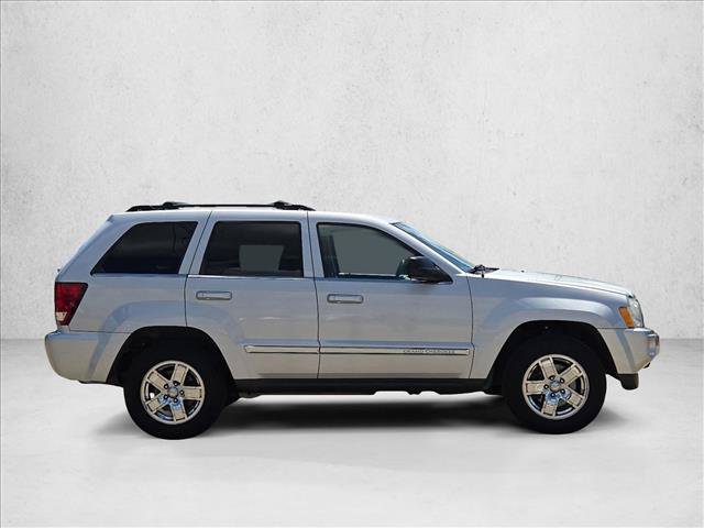 Used 2005 Jeep Grand Cherokee Limited AWD/4WD image 4