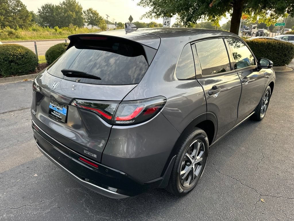 Certified 2025 Honda HR-V EX-L image 3