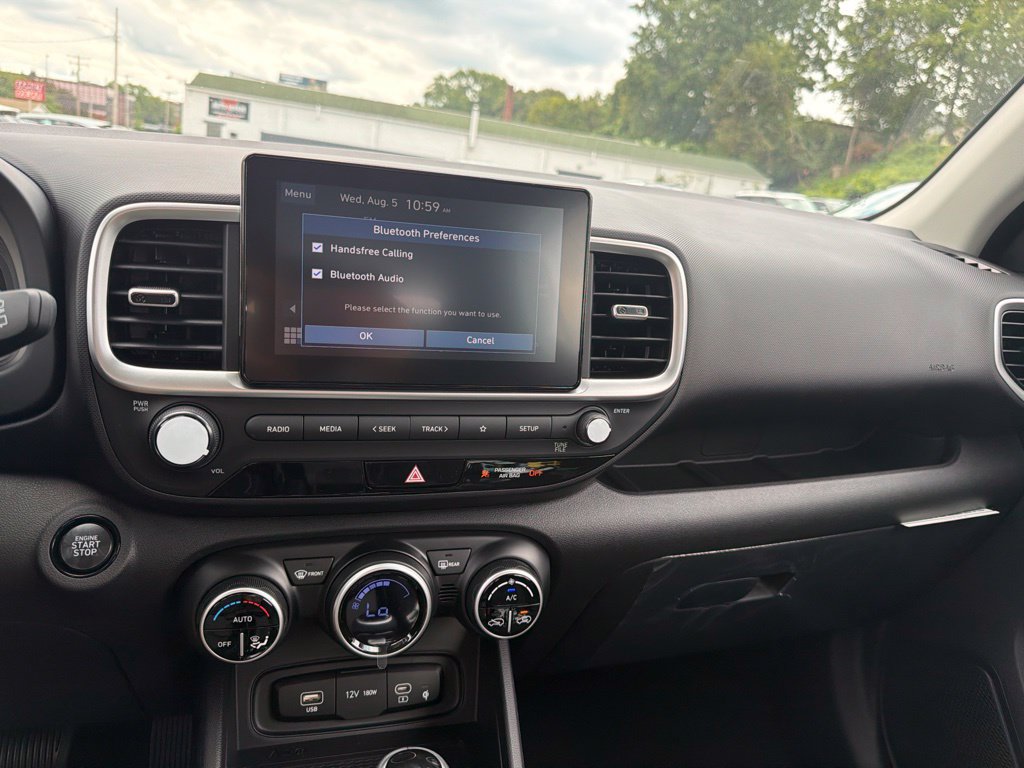 New 2026 Hyundai Venue SEL FWD image 24