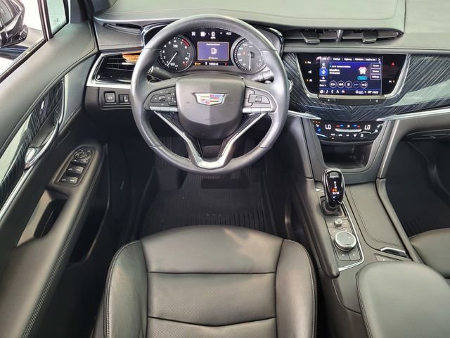 Certified 2024 Cadillac XT6 Premium Luxury w/ Technology Package AWD/4WD image 16