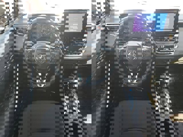 Used 2023 Toyota Corolla Cross LE image 8