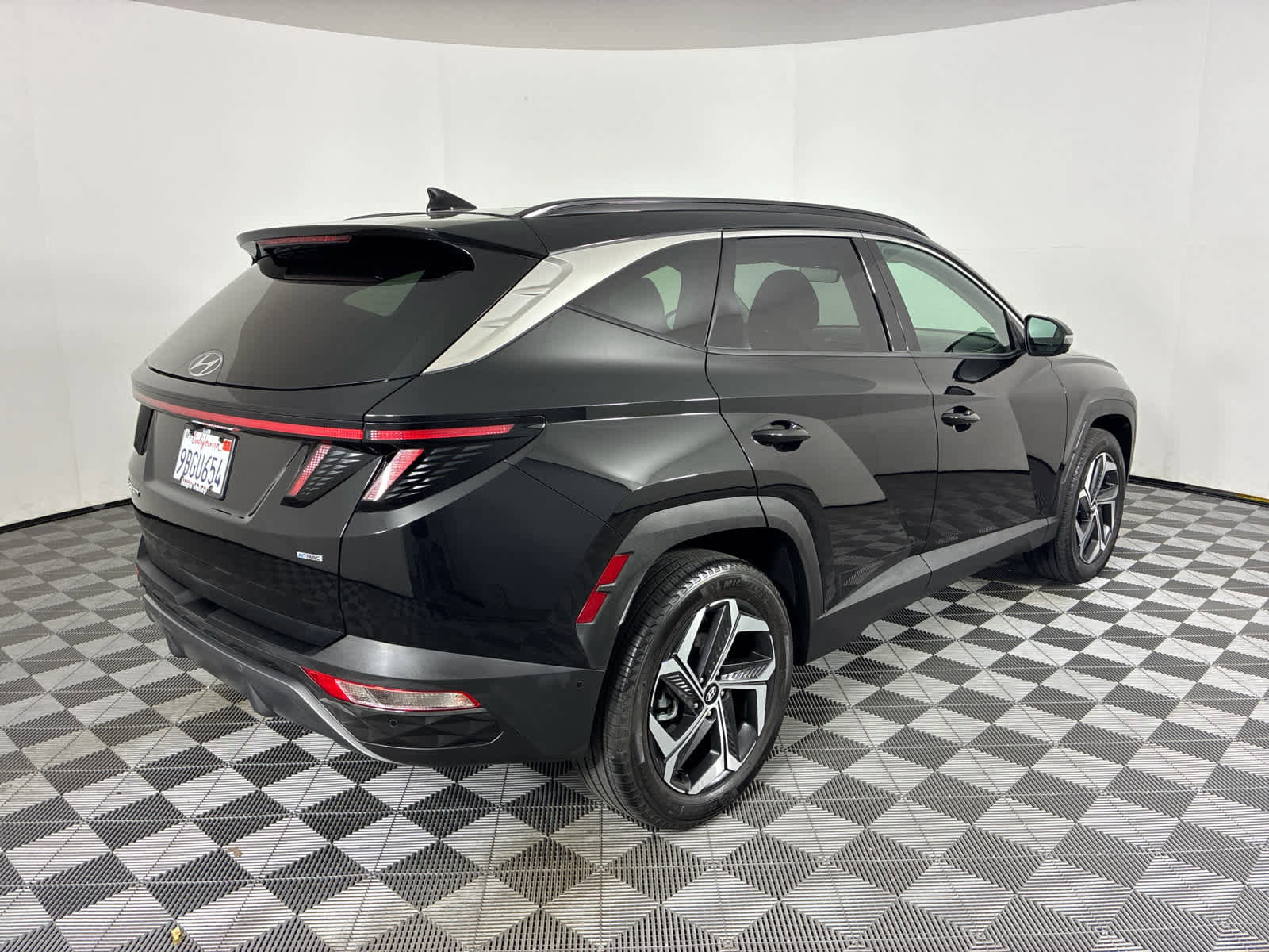 Used 2022 Hyundai Tucson Limited AWD/4WD image 5