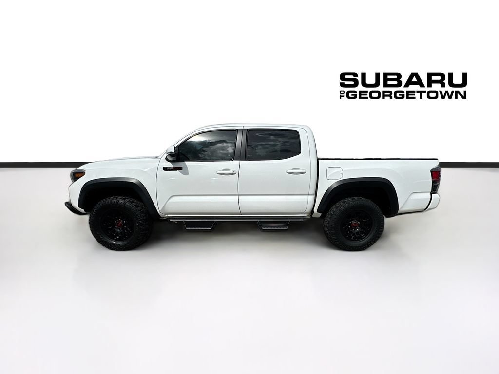 Used 2017 Toyota Tacoma TRD Pro AWD/4WD image 4