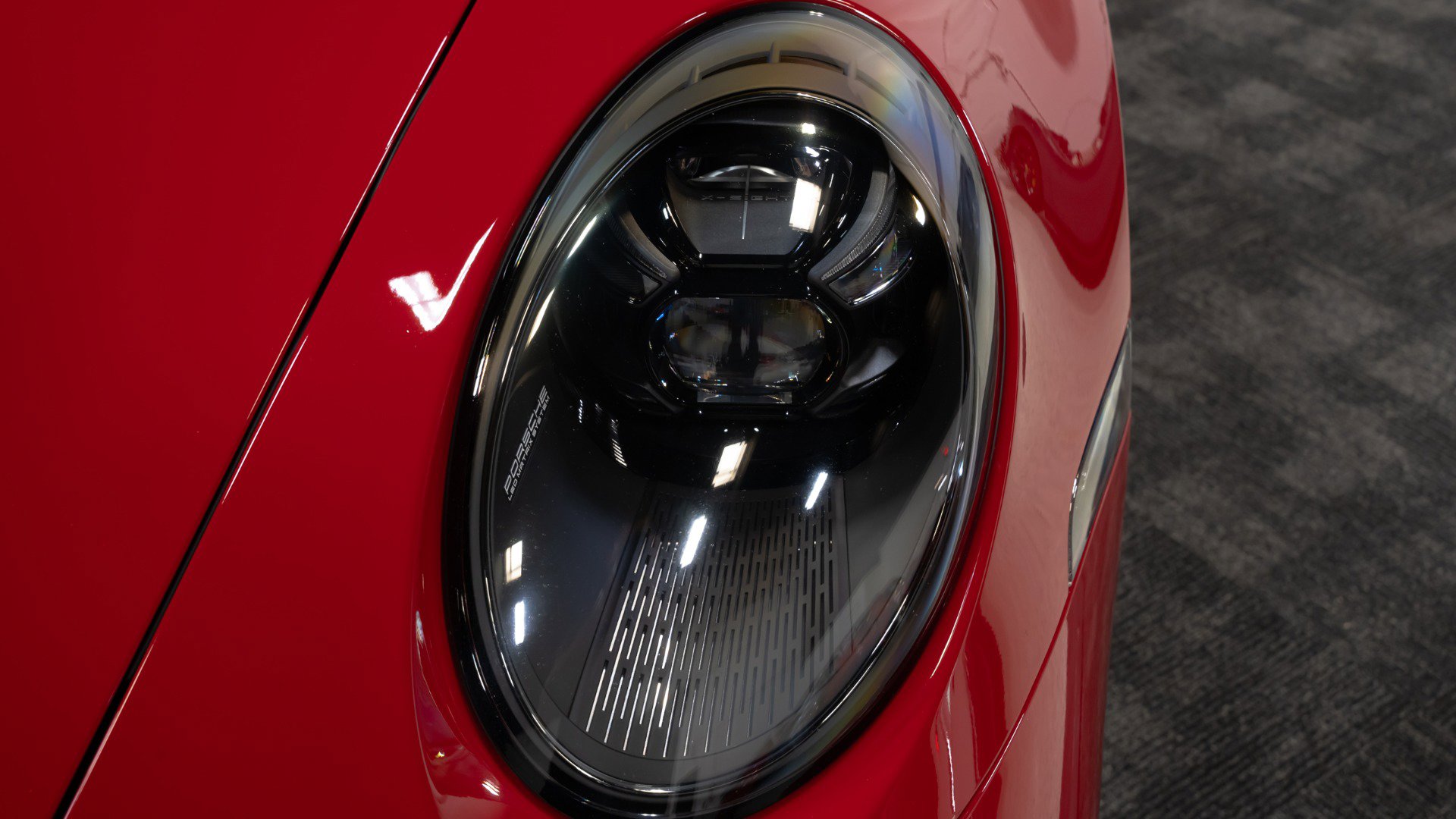 Used 2021 Porsche 911 Turbo S image 28