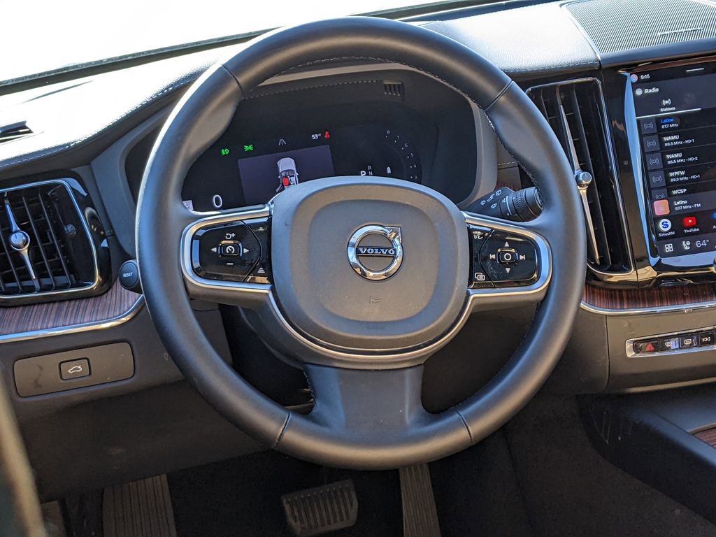 Certified 2025 Volvo XC60 B5 Ultra w/ Protection Package Premier AWD/4WD image 14