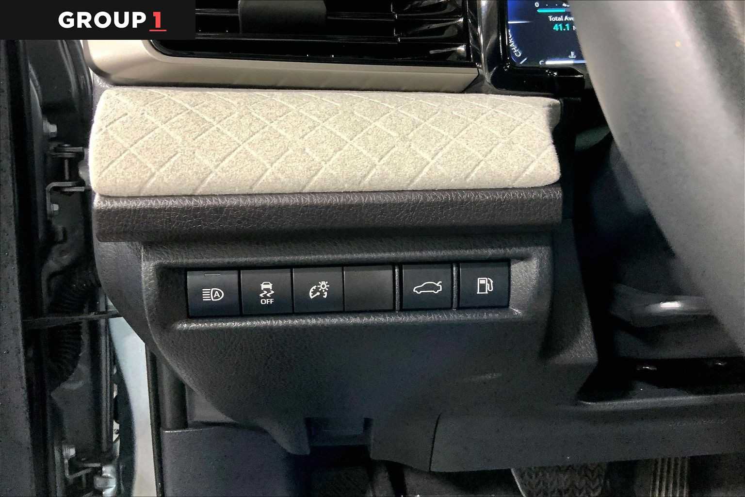 Certified 2025 Toyota Camry XLE AWD/4WD image 35