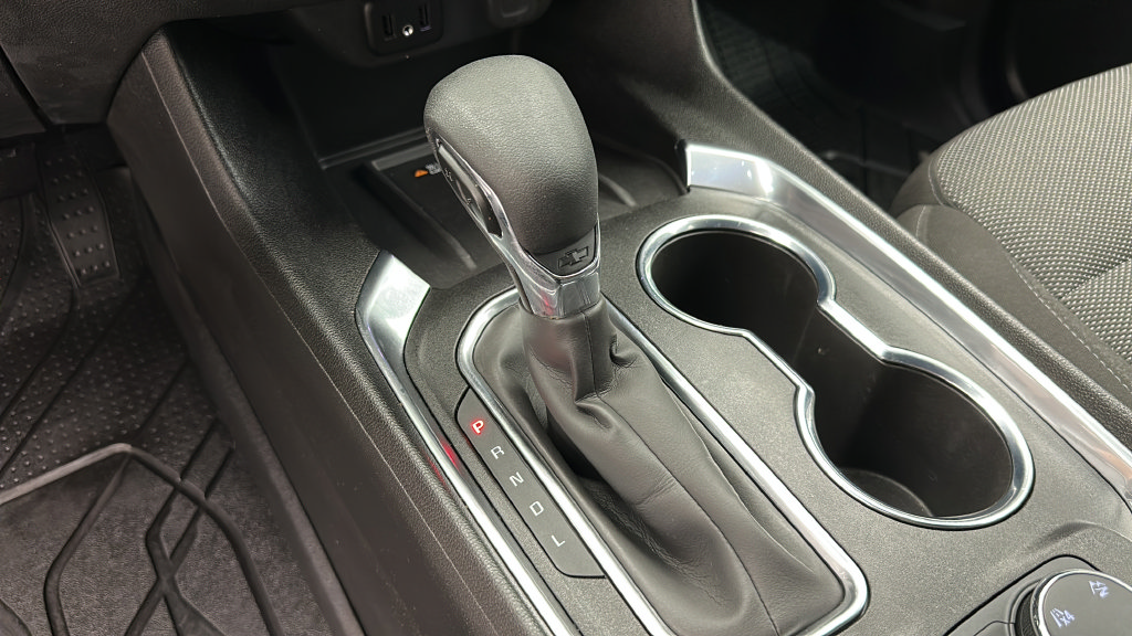Used 2023 Chevrolet Traverse LT w/ LPO, Floor Liner Package AWD/4WD image 19