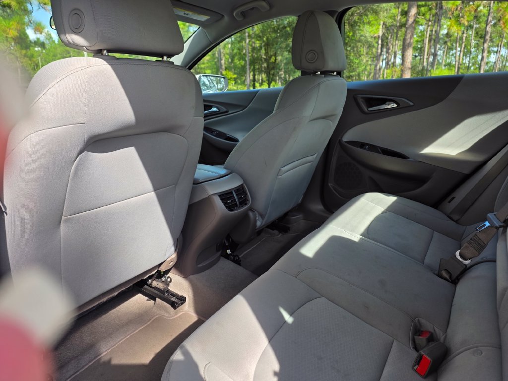 Used 2025 Chevrolet Malibu LT FWD image 17