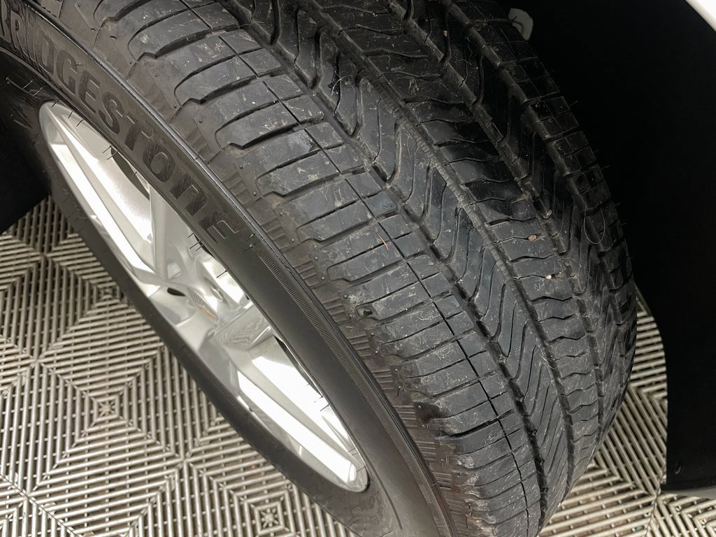 Certified 2024 Chevrolet Equinox LS w/ LS Convenience Package image 46