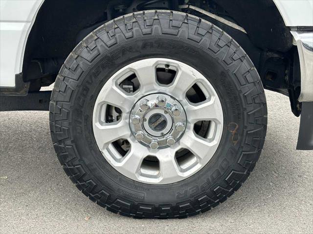 Used 2023 Ford F350 XLT image 9