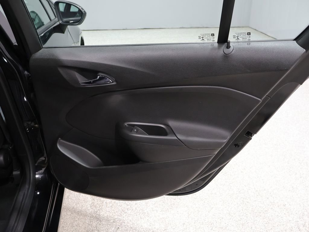 Used 2017 Chevrolet Cruze LS image 21