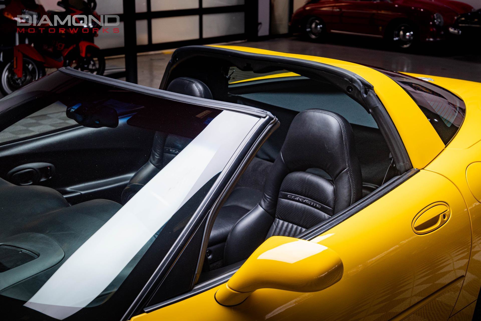 Used 2003 Chevrolet Corvette Coupe w/ Preferred Equipment Group image 62