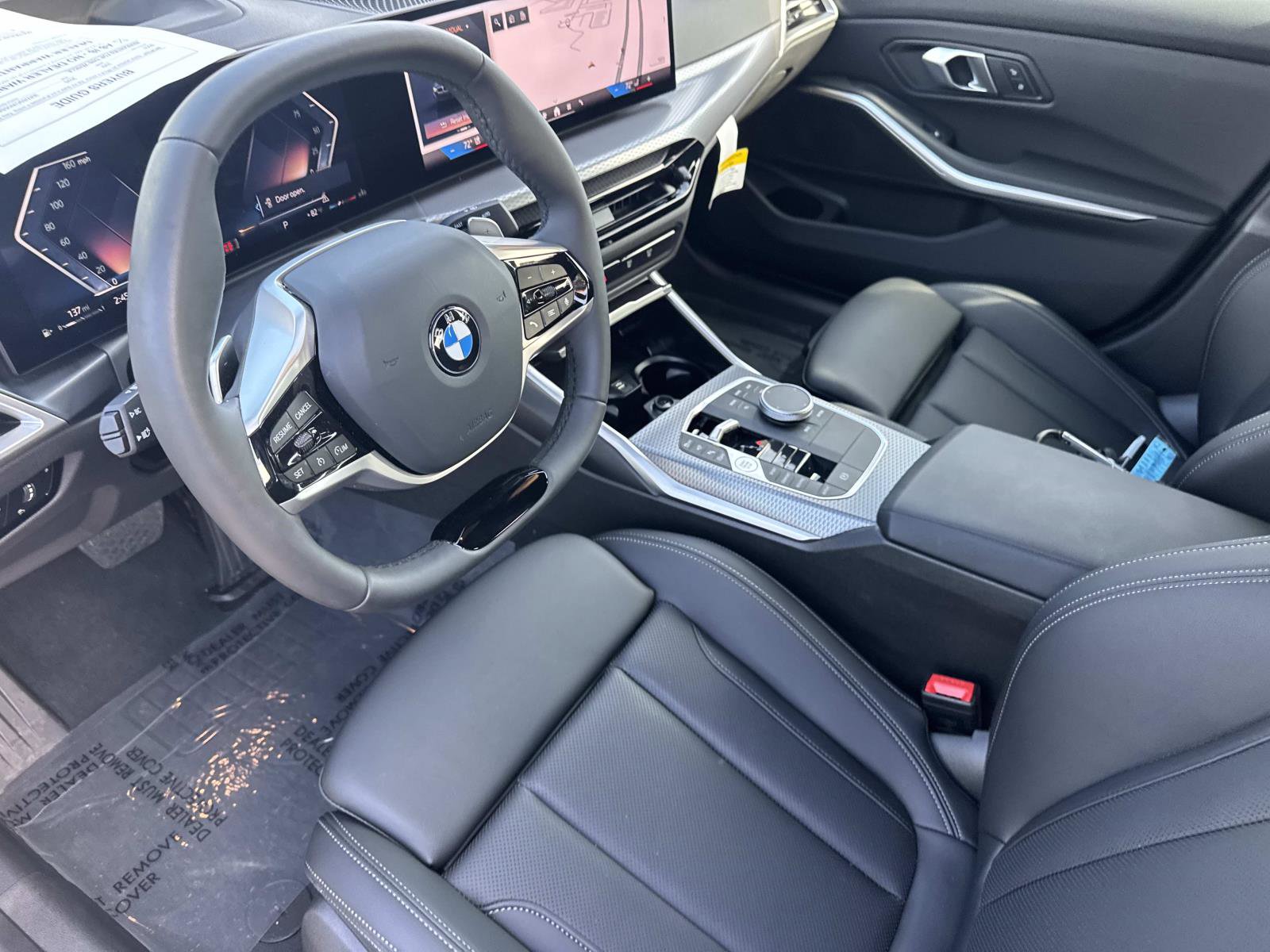 Certified 2025 BMW 330i Sedan image 31