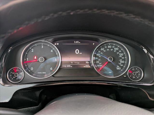 Used 2014 Volkswagen Touareg TDI image 11