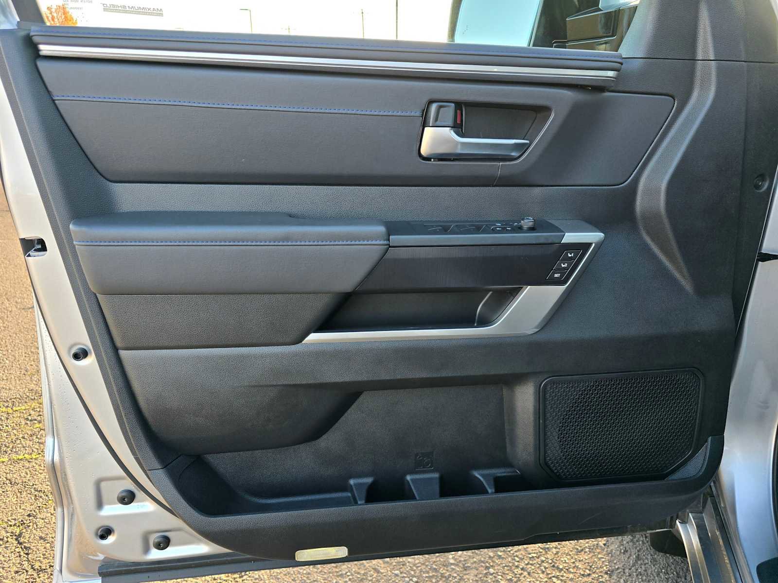 Certified 2025 Toyota Sequoia Platinum image 22