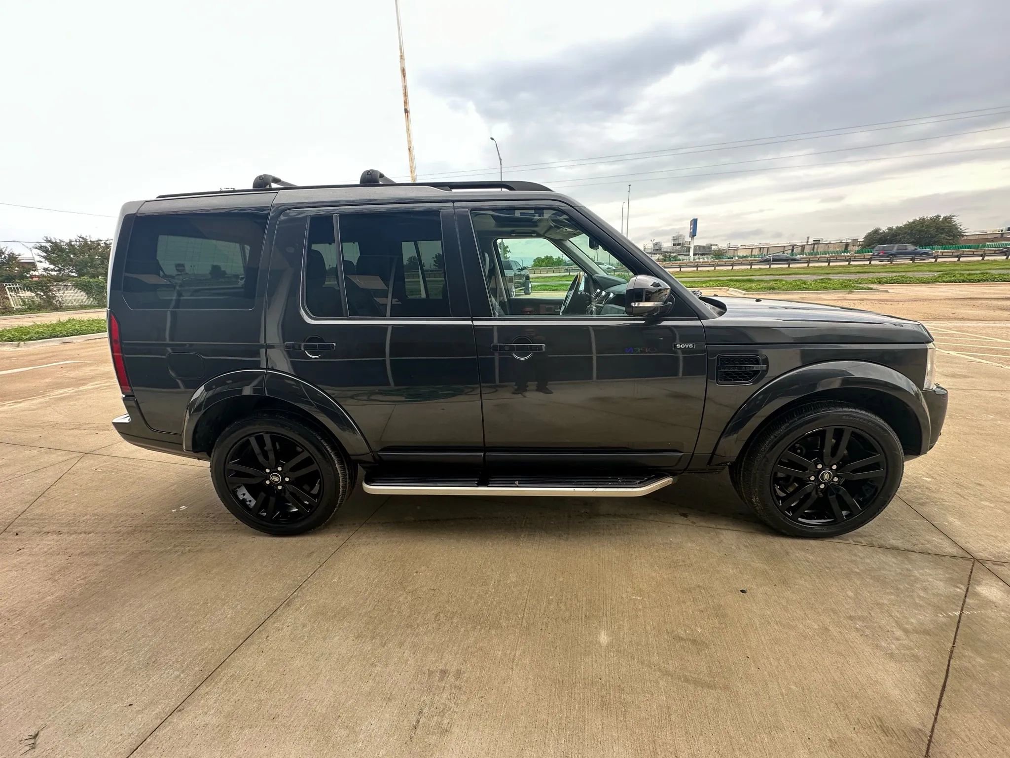 Used 2015 Land Rover LR4 HSE LUX image 6