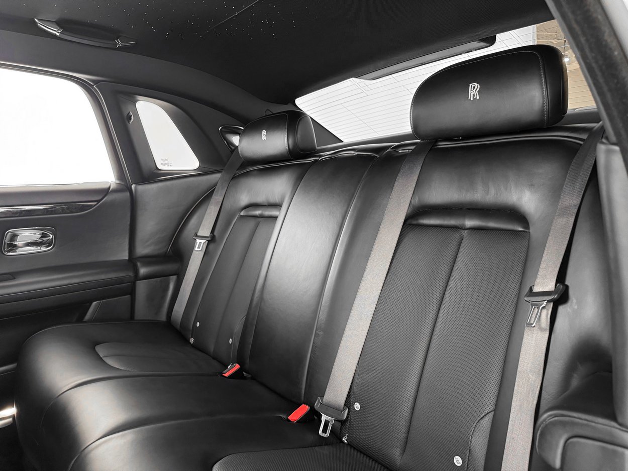 Certified 2022 Rolls-Royce Ghost image 29