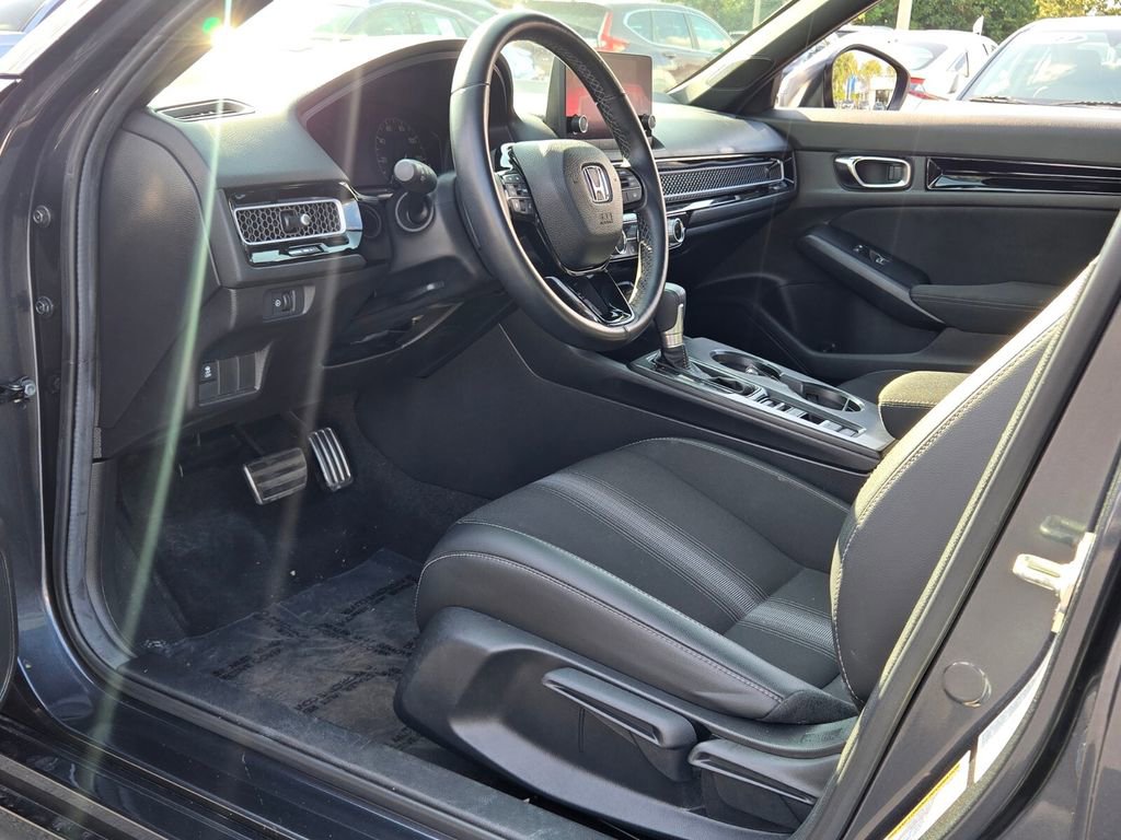Certified 2025 Honda Civic Sport Touring image 12