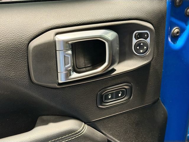 Used 2021 Jeep Wrangler Unlimited Sahara w/ Cold Weather Group AWD/4WD image 17