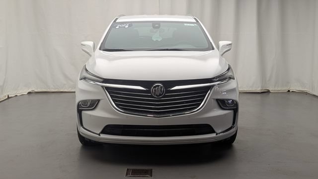 Certified 2024 Buick Enclave Essence FWD image 3