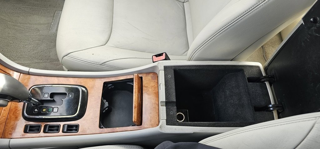 Used 2006 Kia Amanti image 17