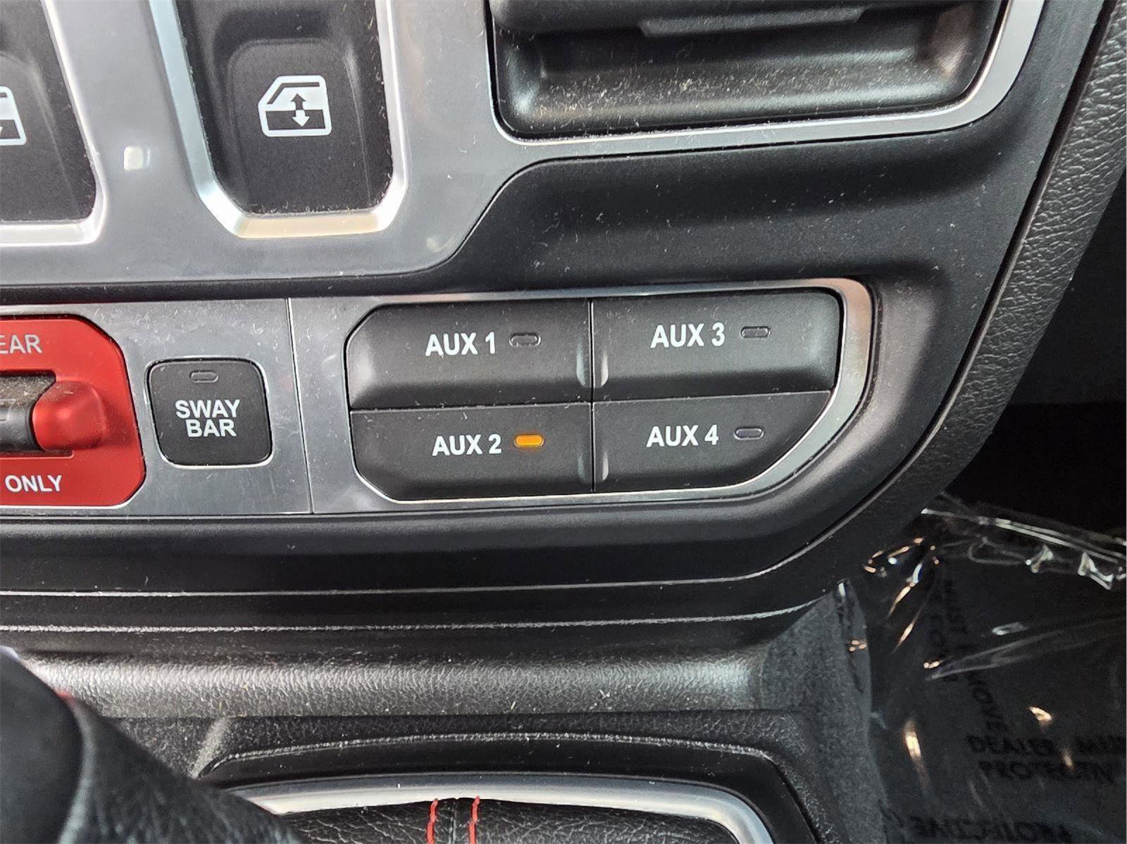 Used 2018 Jeep Wrangler Rubicon w/ Steel Bumper Group image 27