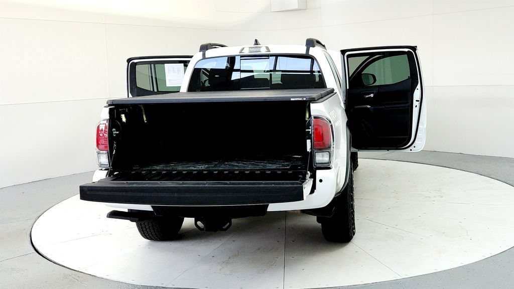Certified 2023 Toyota Tacoma TRD Pro AWD/4WD image 11