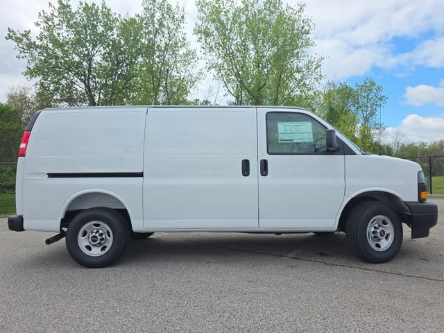 New 2026 GMC Savana 2500 w/ Driver Convenience Package RWD image 14