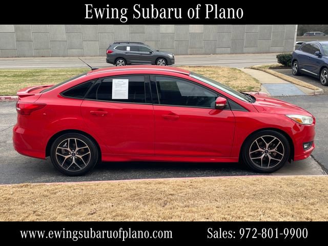 Used 2015 Ford Focus SE w/ SE Sport Package image 7