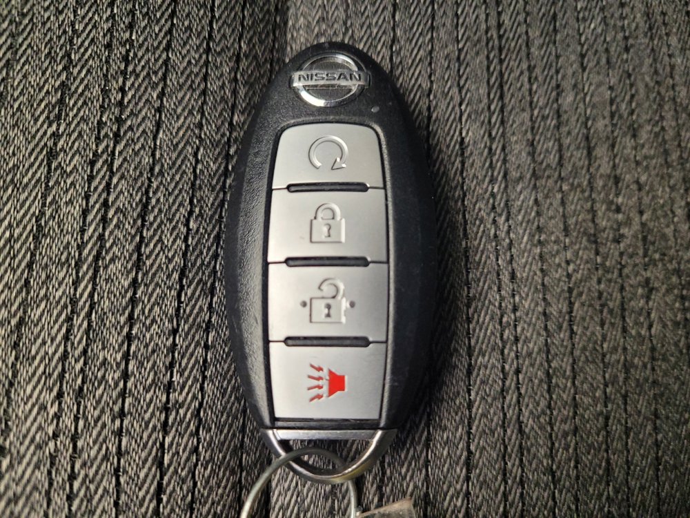 Used 2021 Nissan Rogue SV AWD/4WD image 32